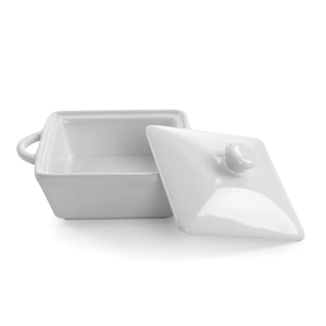 CASSEROLE WITH LID IN WHITE